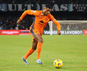 华体会HTH-意媒：邓弗里斯在荷兰接受治疗 德弗里恢复合练能出战乌迪内斯