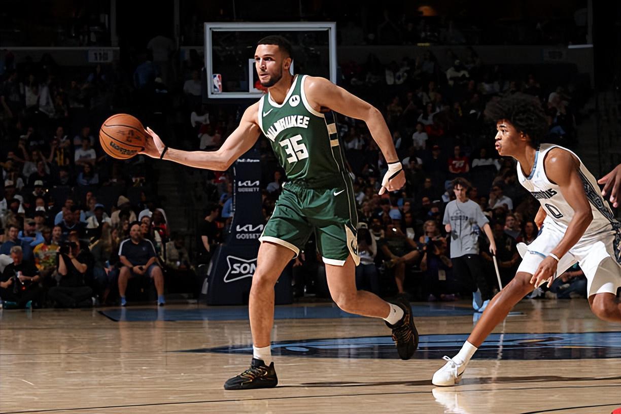 华体会体育-发展联盟狂砍42分，雄鹿接下来会给双向合同内线新星多些机会吗？