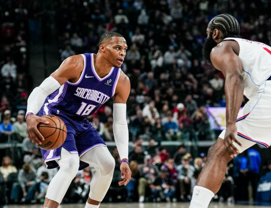 华体会HTH-场均19分9助，带队连续爆冷，球队摆烂但我不摆！你确实应该离开