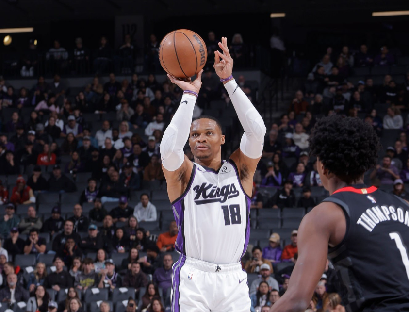 华体会HTH-场均19分9助，带队连续爆冷，球队摆烂但我不摆！你确实应该离开