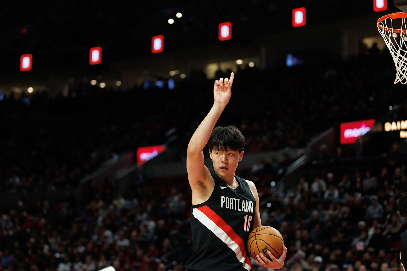 NBA彩经：开拓者力拼雷霆 勇士客胜黄蜂 马刺不敌尼克斯