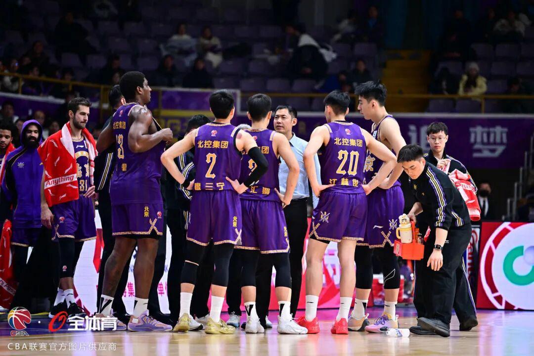 华体会官网-赛场直击丨攻防失守 惨败卫冕冠军