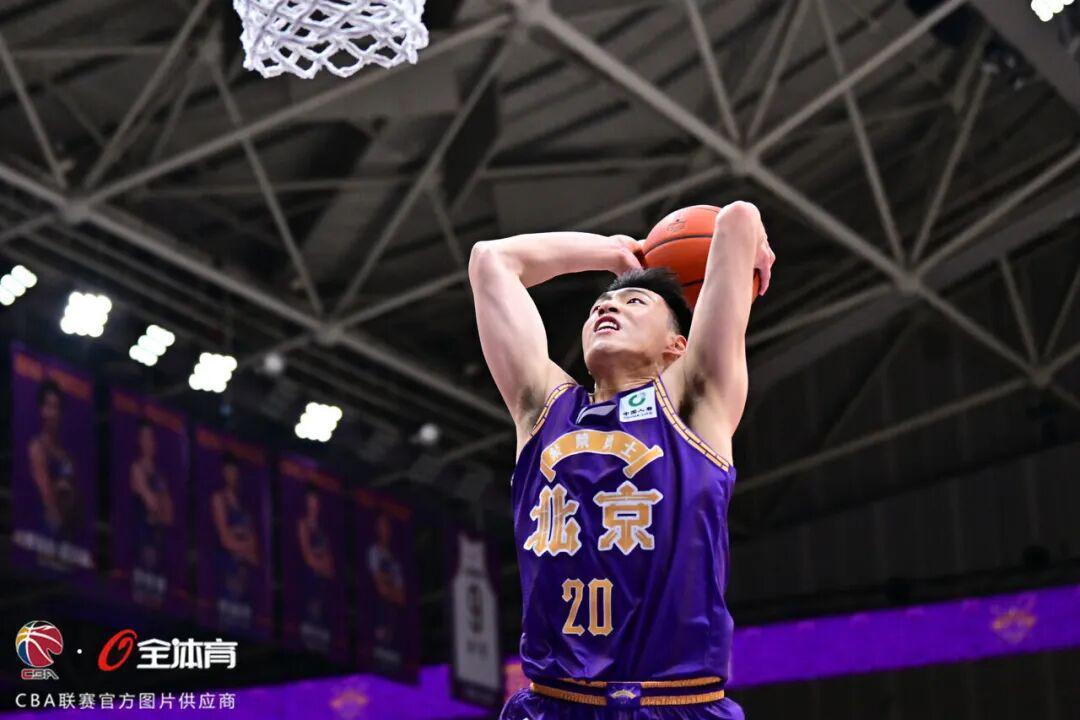 华体会官网-赛场直击丨攻防失守 惨败卫冕冠军